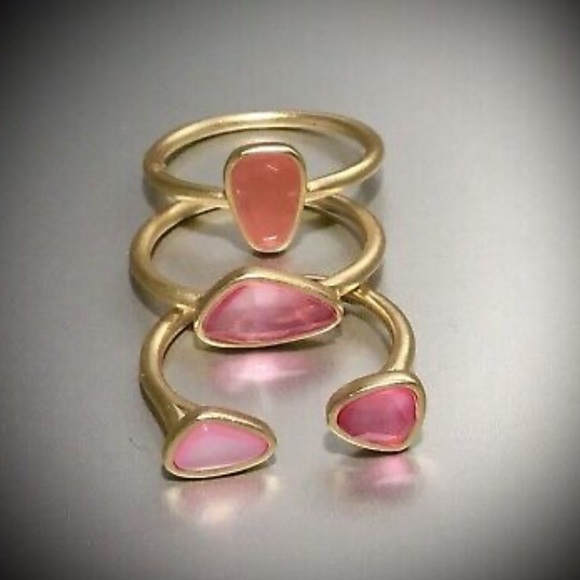 Kendra Scott Ivy Gold Ring Set Of 3 In Deep Blush Mix - Picture 4 of 12